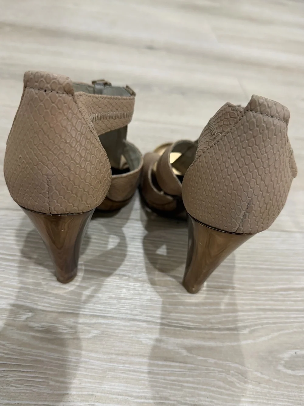 Michael Kors Nude Snakeskin Embossed Front Zip Cage Heels Size 7